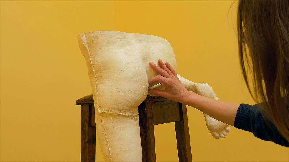 Sarah Lucas - Venice - I SCREAM DADDIO film still14