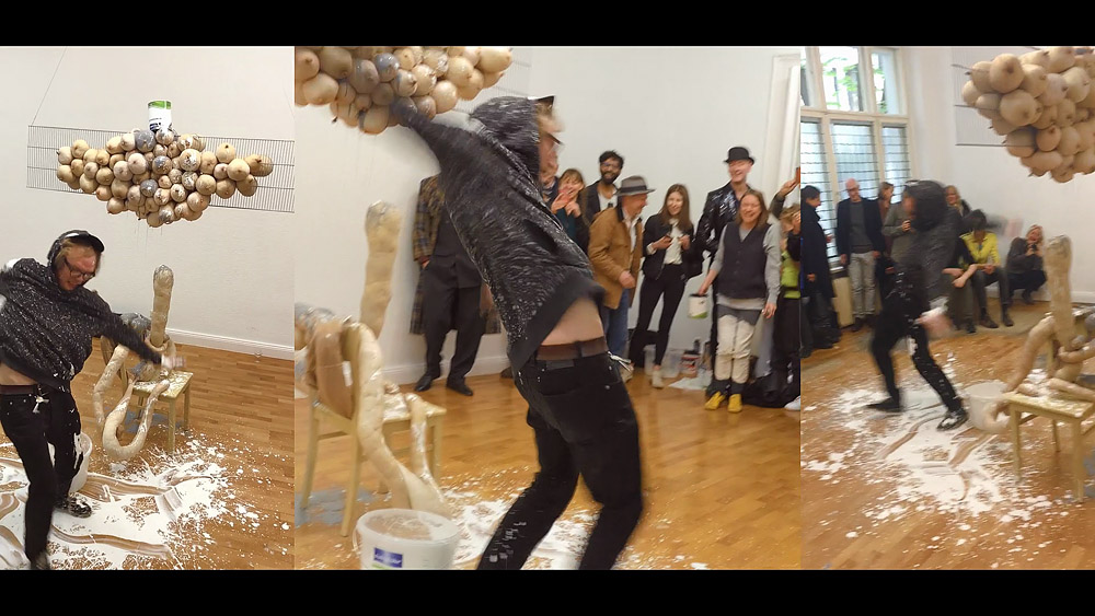 FunQroc BUNNY ACTION PAINTING Sarah Lucas 5